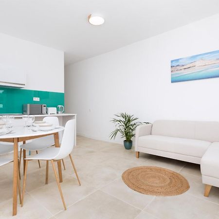 Flor De Hibisco Deluxe Apartments Pajara  Ngoại thất bức ảnh